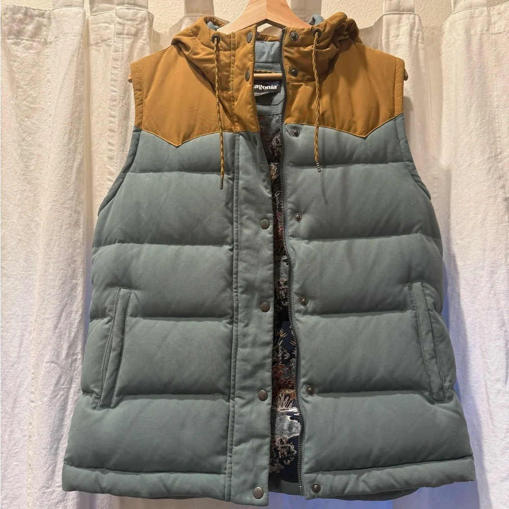 Patagonia Women's Bivy Hooded Vest in Blue and Brown - Size Large - Picture 2 of 5